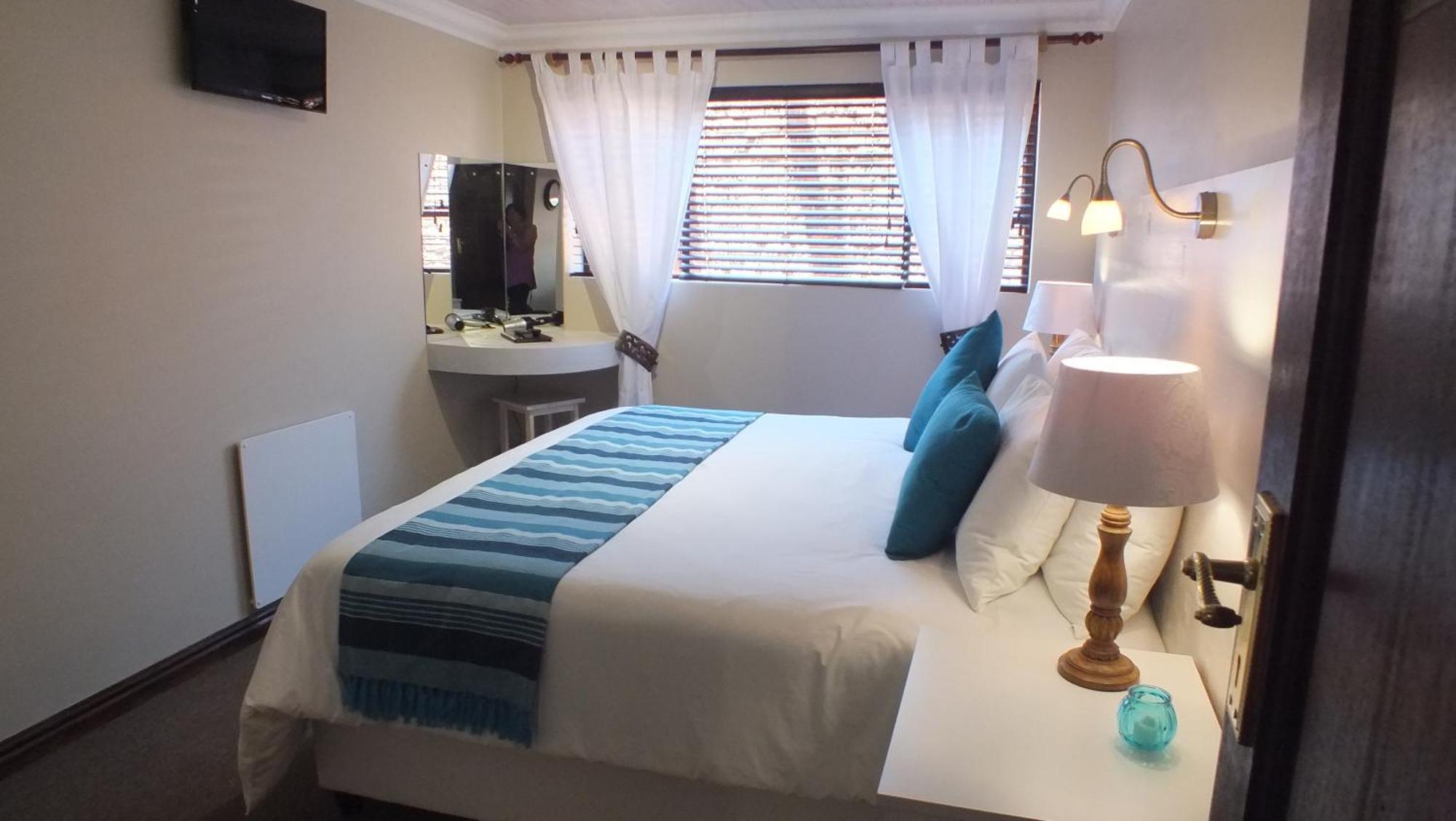 White Shark Guest House Gansbaai Room photo